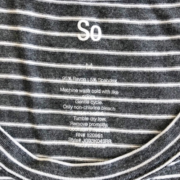 SO Tie Front Slinky Short Sleeve Striped Top Sz M - Picture 4 of 6